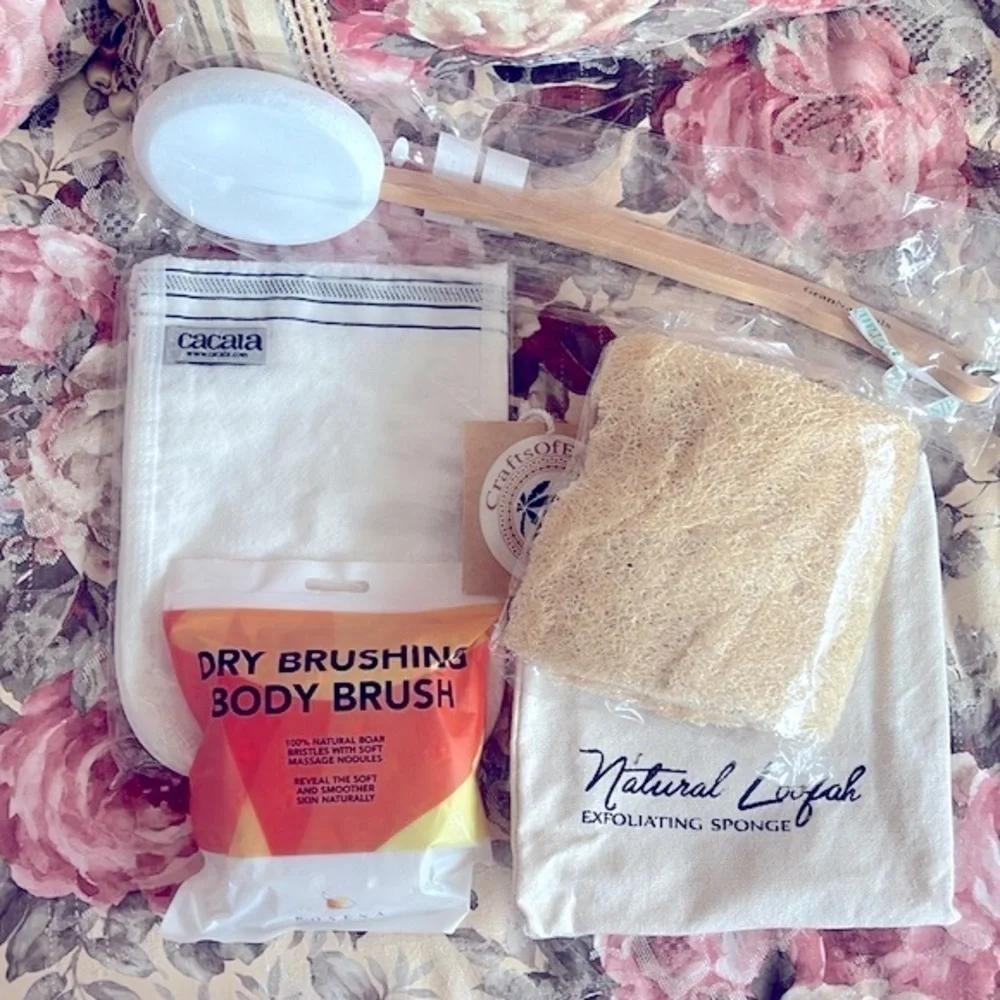 Brand New Shower Set Natural Loofah Exfoliating Mitt Back Sponge Dry Body Brush